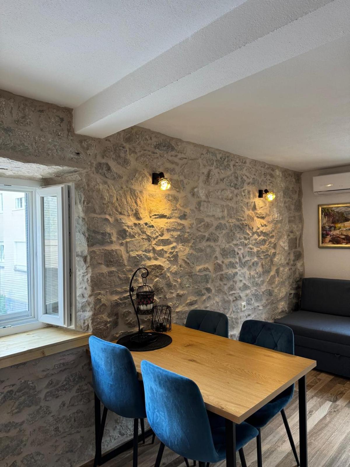 Apartments Bepina- 5 Mins From The Center Split Bagian luar foto